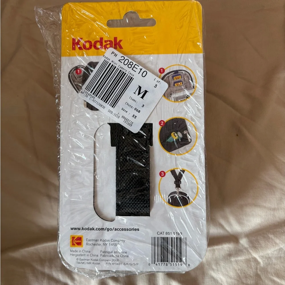 NWT Kodak Mini Camera Bag with Strap
